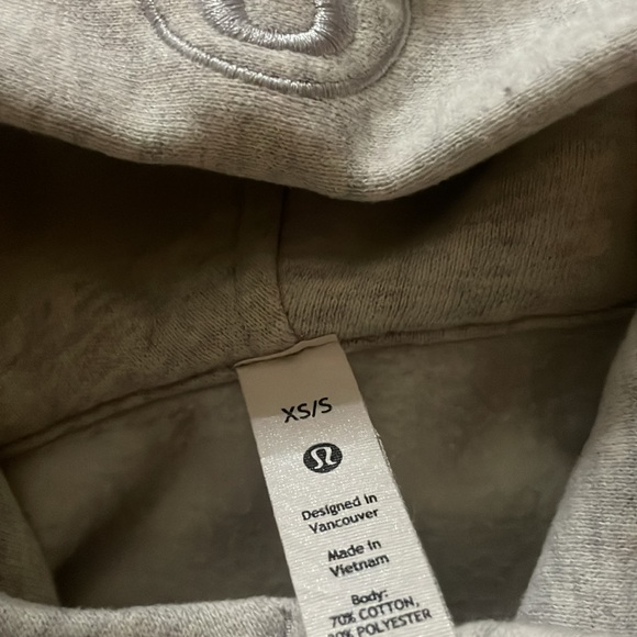 Lululemon Grey Full-Zip Scuba - Picture 2 of 4